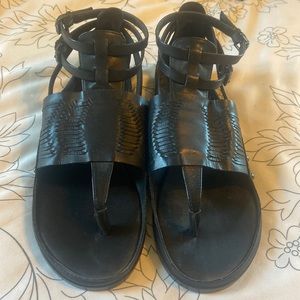 NWOT Leather Cynthia Vincent sandals